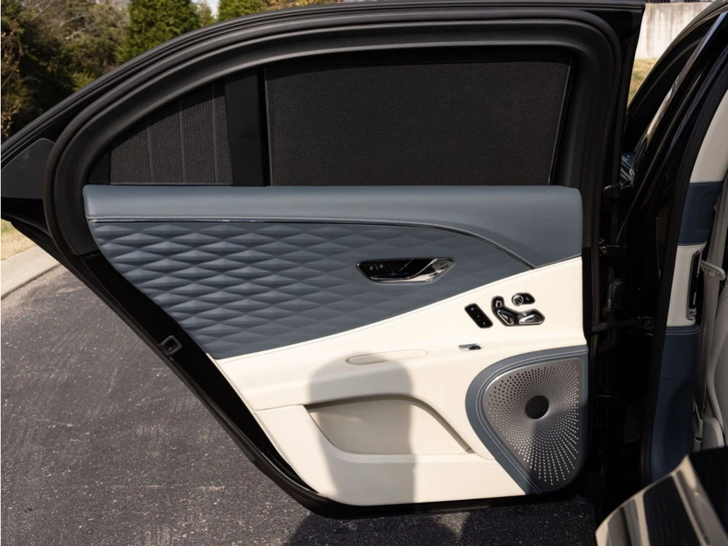Certified 2022 Bentley Flying Spur W12 image 56