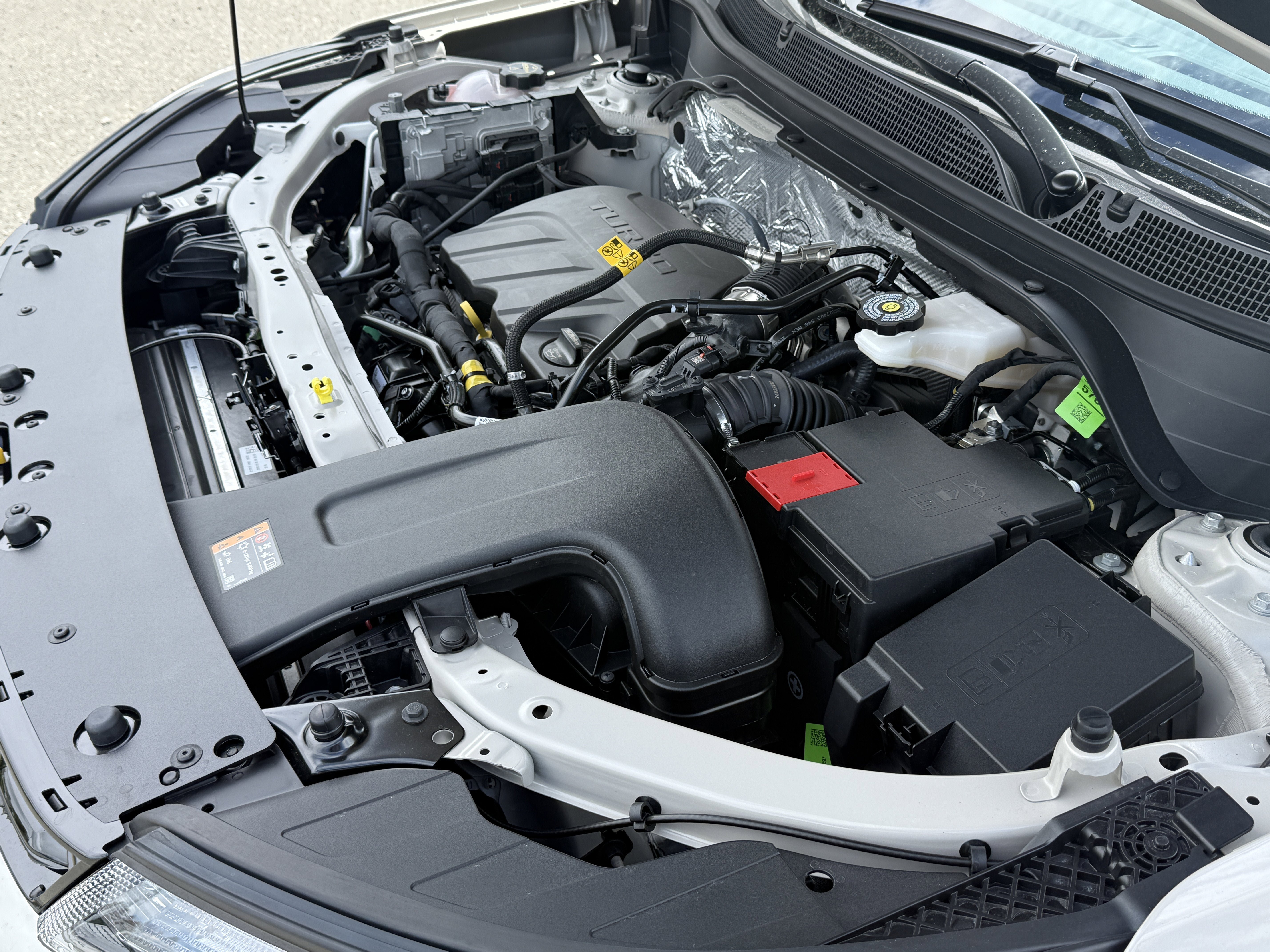 New 2026 Chevrolet Trax RS w/ Driver Confidence Package FWD image 32
