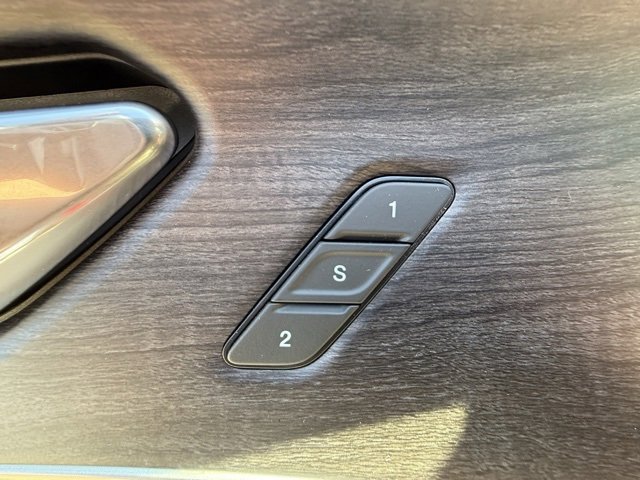 New 2025 Jeep Grand Cherokee Limited w/ Black Appearance Package image 15