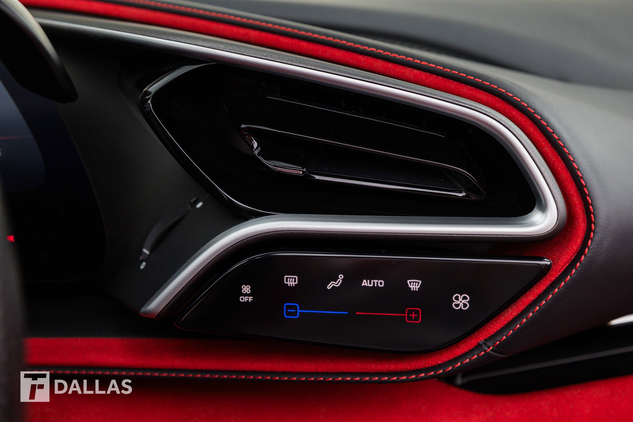 Used 2024 Ferrari 296 GTS RWD image 28
