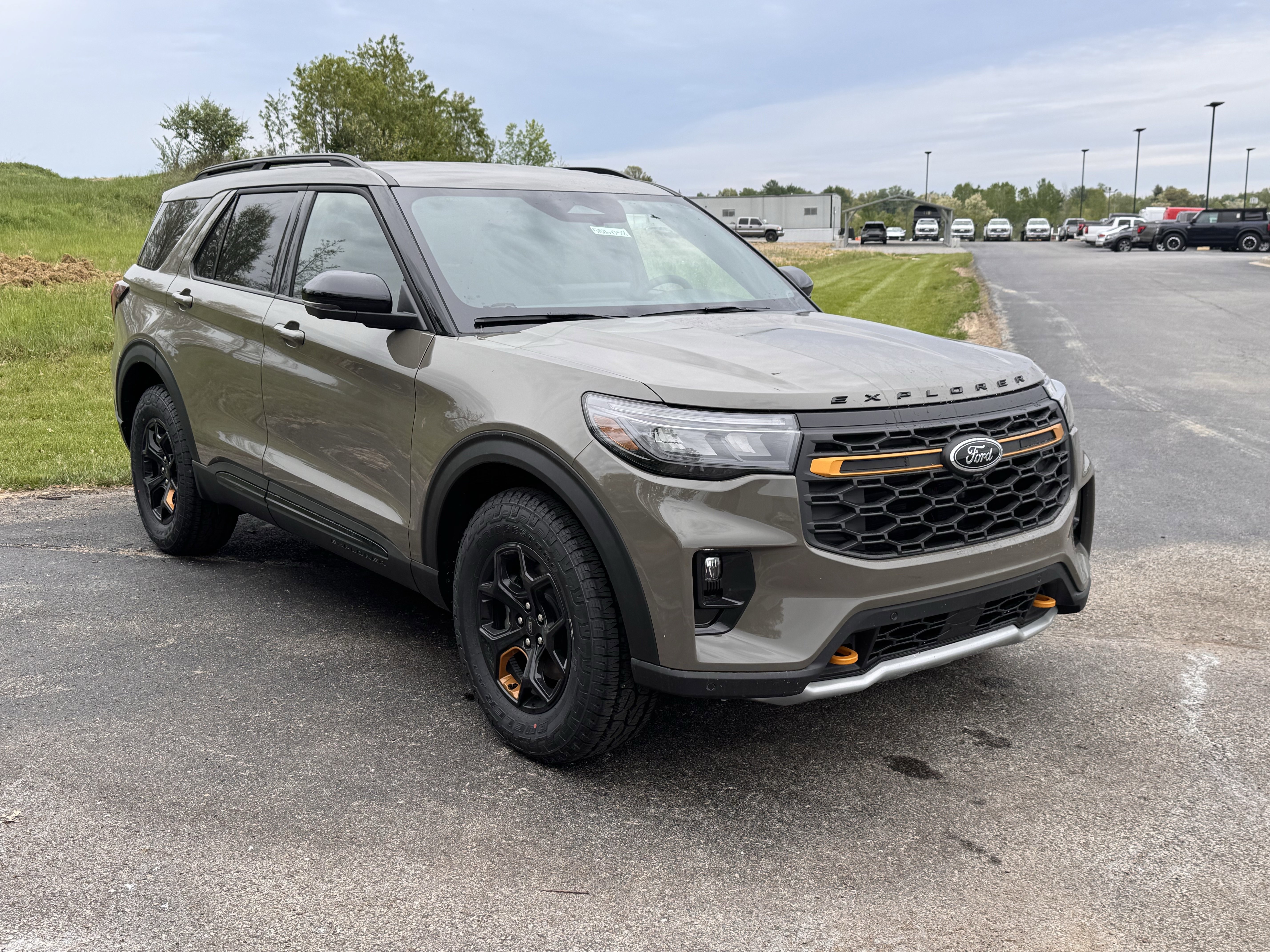 New 2026 Ford Explorer Tremor AWD/4WD image 2