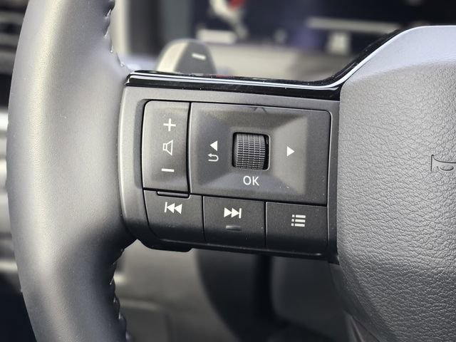 New 2025 Nissan Rogue SL w/ SL Premium Package image 16