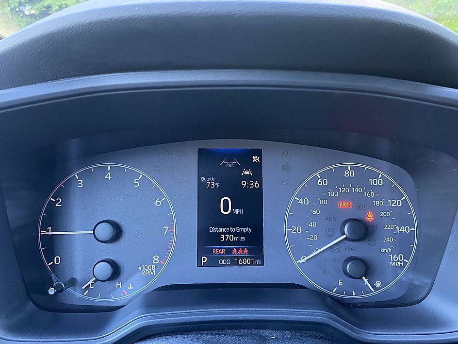 Certified 2025 Toyota Corolla SE FWD image 16