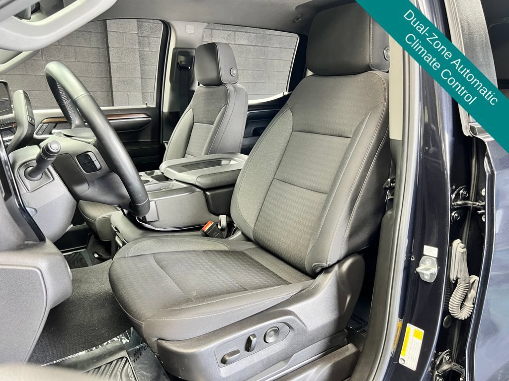 Used 2024 Chevrolet Silverado 1500 LT AWD/4WD image 7