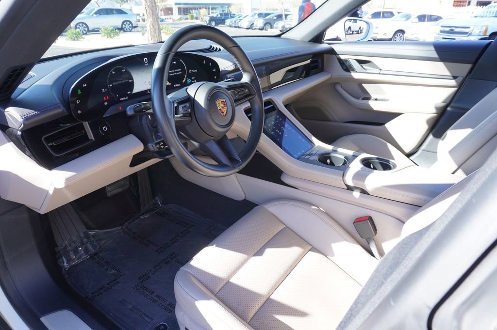 Used 2020 Porsche Taycan 4S image 17