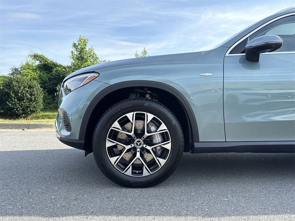 New 2025 Mercedes-Benz GLC 350e 4MATIC image 9