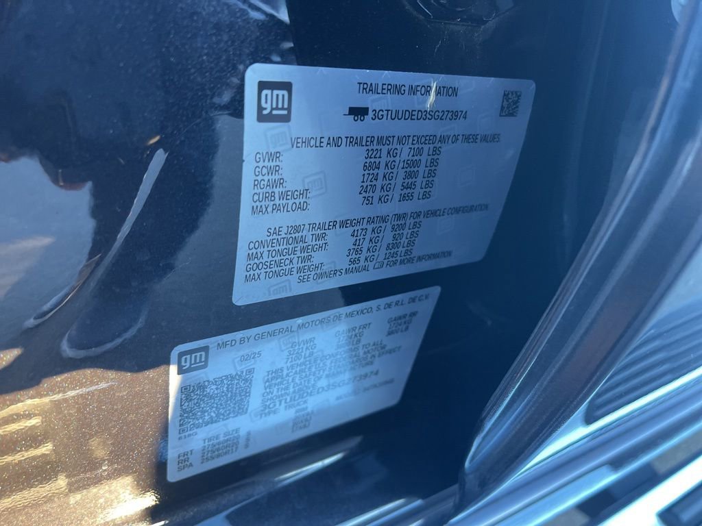 Used 2025 GMC Sierra 1500 SLT w/ SLT Premium Plus Package image 44