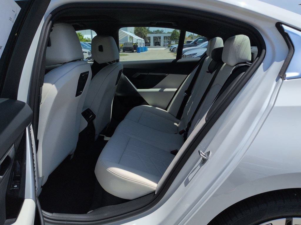 New 2027 BMW 530i w/ Premium Package RWD image 13