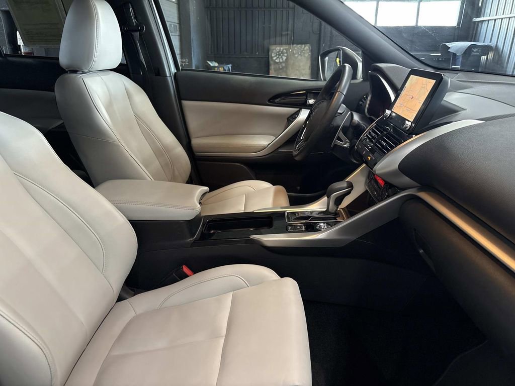 Used 2024 Mitsubishi Eclipse Cross SEL image 29