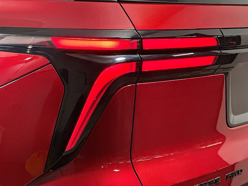 Used 2024 Chevrolet Traverse Z71 w/ Enhanced Driving Package image 33