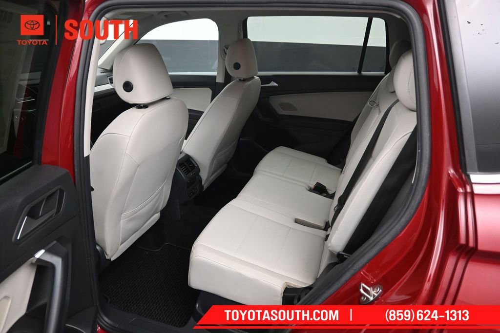 Used 2019 Volkswagen Tiguan SE AWD/4WD image 10