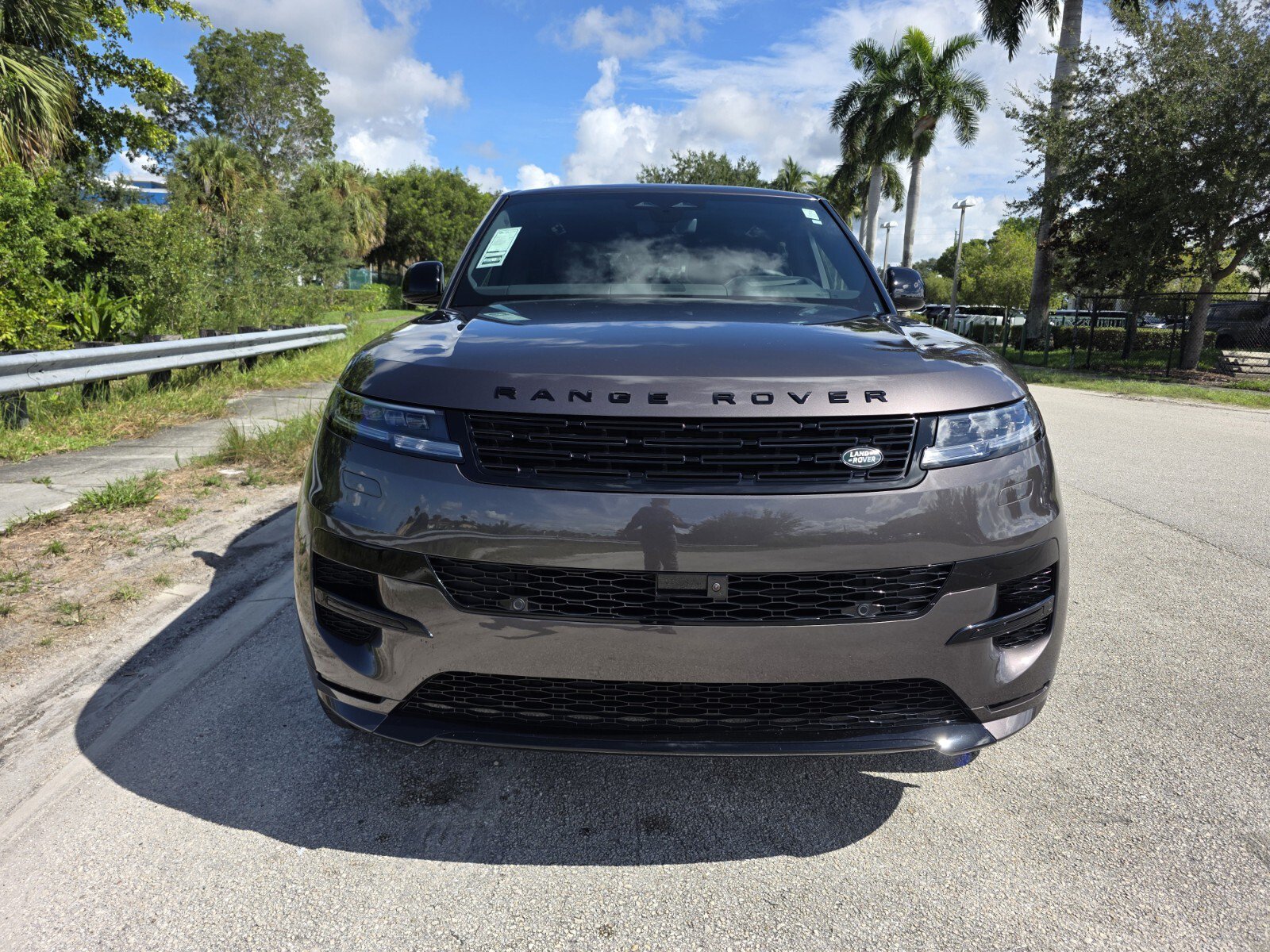 New 2026 Land Rover Range Rover Sport Dynamic SE AWD/4WD image 8