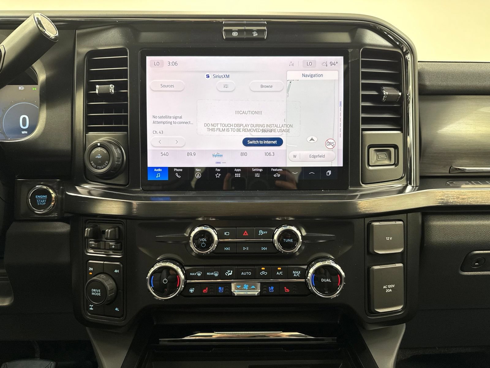 New 2026 Ford F250 Lariat w/ Lariat Ultimate Package AWD/4WD image 32