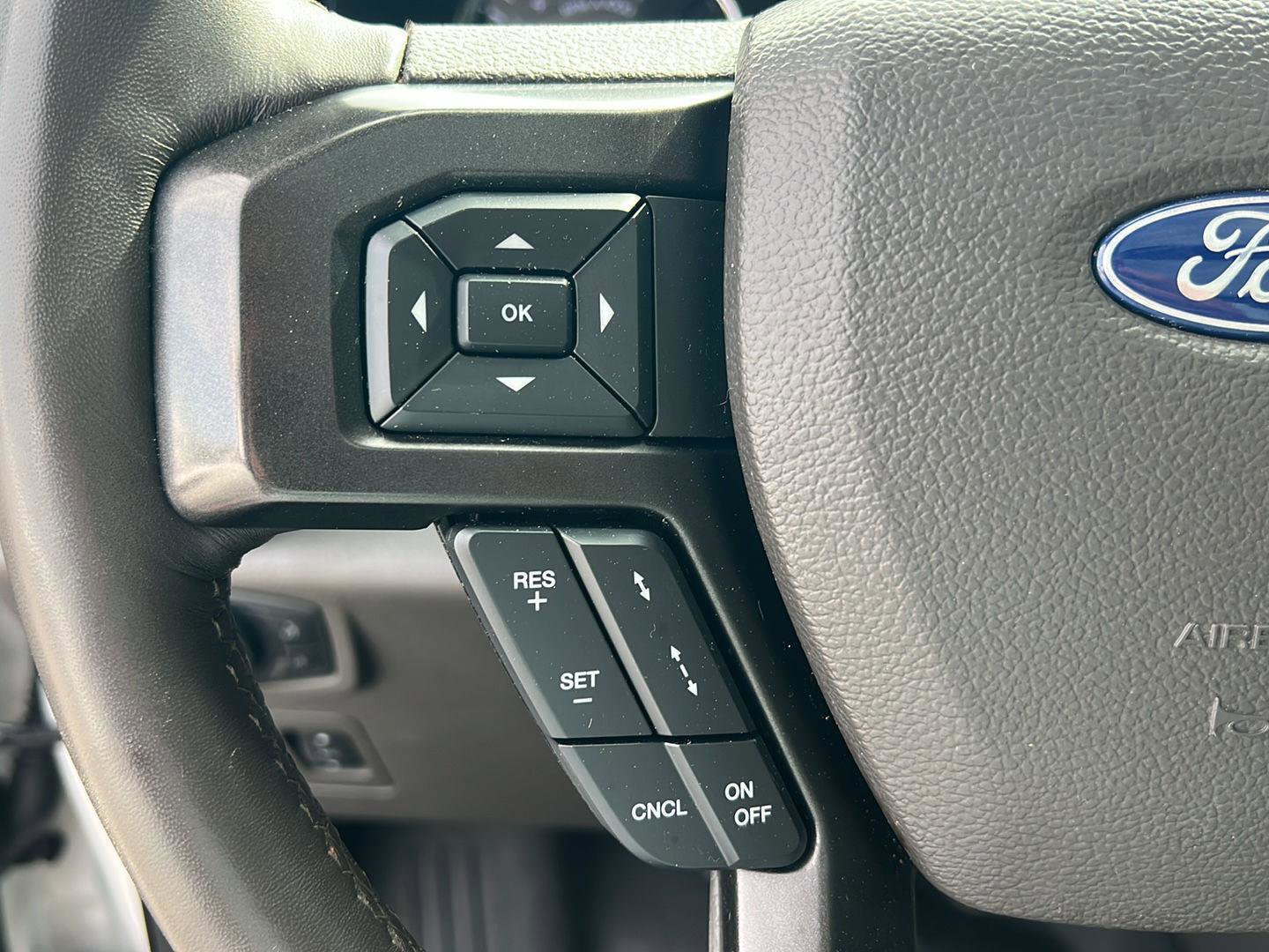 Used 2021 Ford Expedition Limited image 23