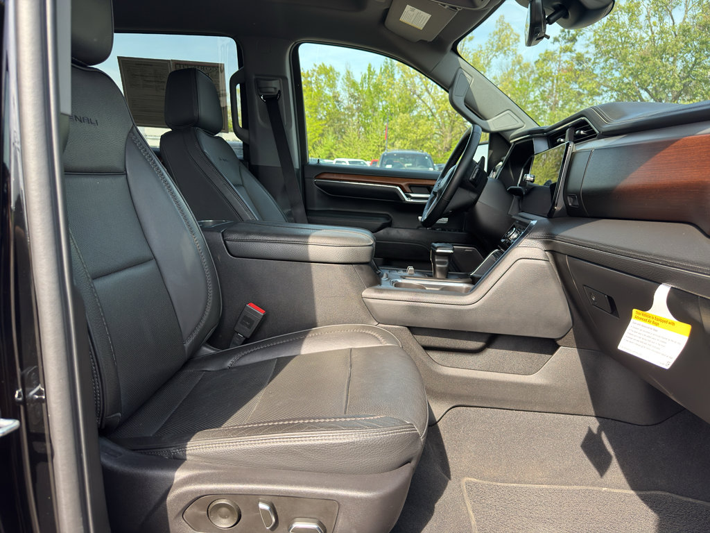 Used 2023 GMC Sierra 1500 Denali w/ Technology Package image 16