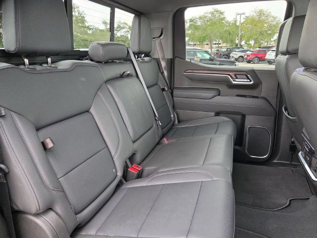 Used 2025 GMC Sierra 1500 SLT w/ SLT Premium Plus Package AWD/4WD image 28