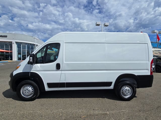 Used 2025 RAM ProMaster 2500 FWD image 8