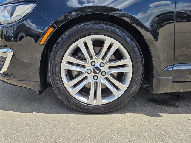 Used 2017 Lincoln MKZ Reserve w/ Climate Package FWD image 20