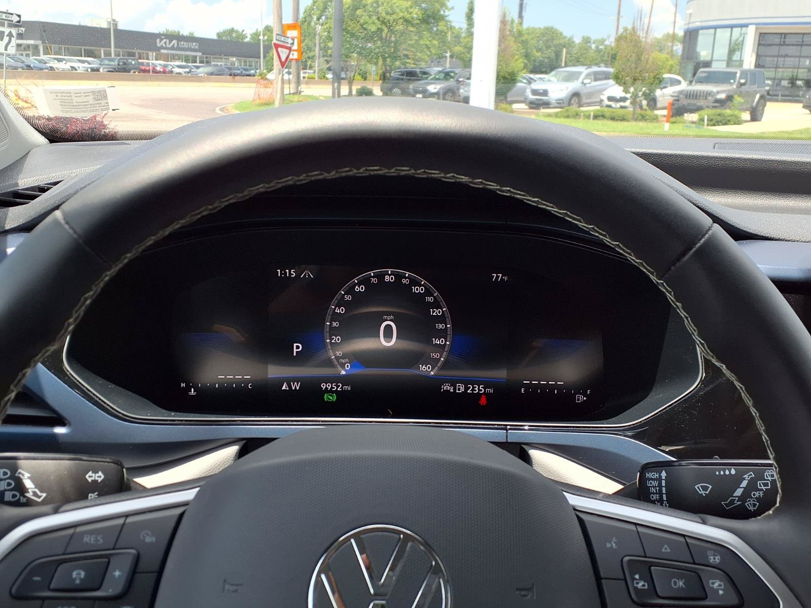 Used 2024 Volkswagen Taos SE AWD/4WD image 14