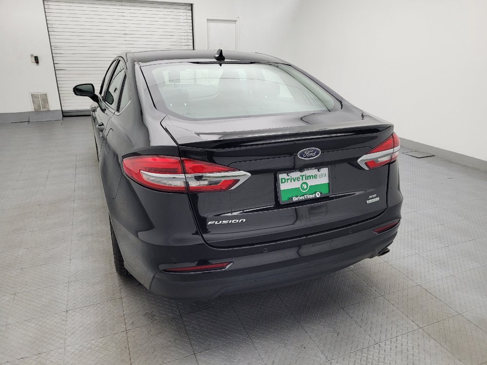 Used 2019 Ford Fusion SE w/ Equipment Group 151A FWD image 6