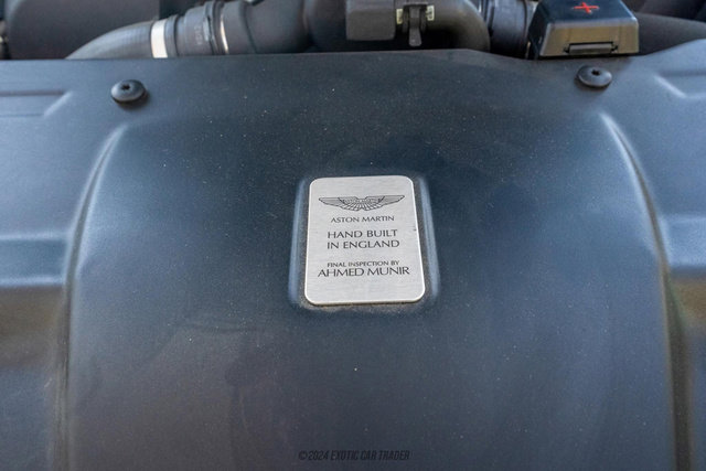 Used 2014 Aston Martin Vanquish Coupe image 38