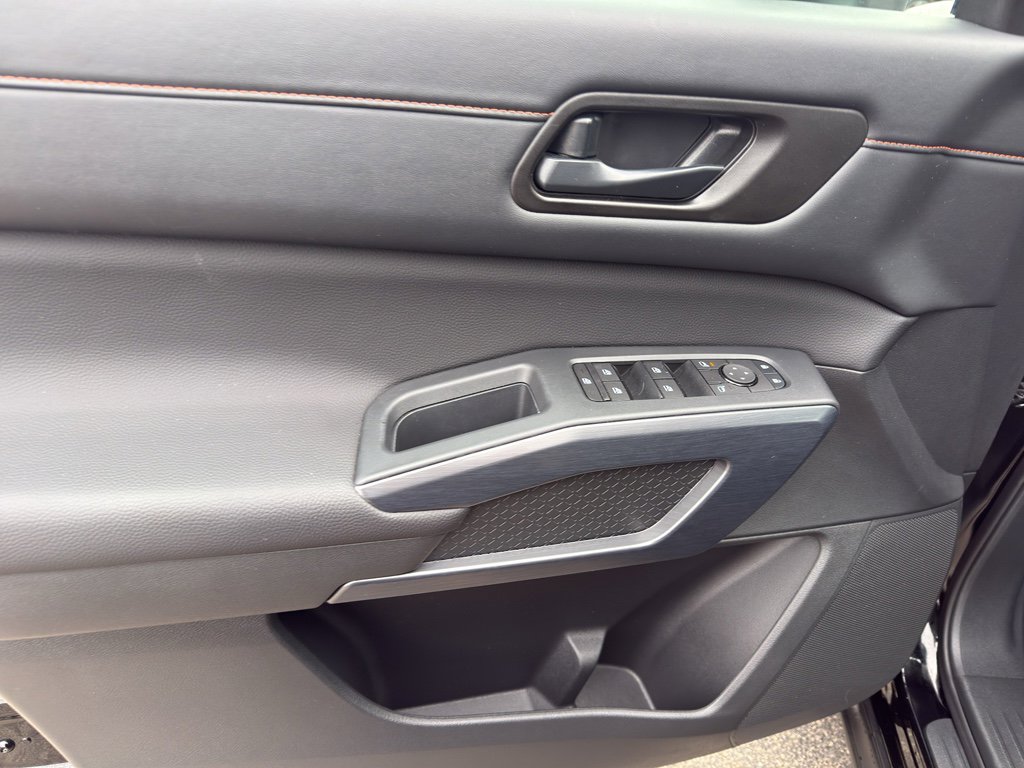 Certified 2025 Nissan Pathfinder Rock Creek image 13