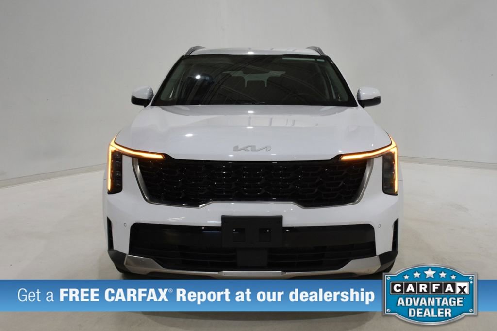 Used 2024 Kia Sorento S FWD image 2