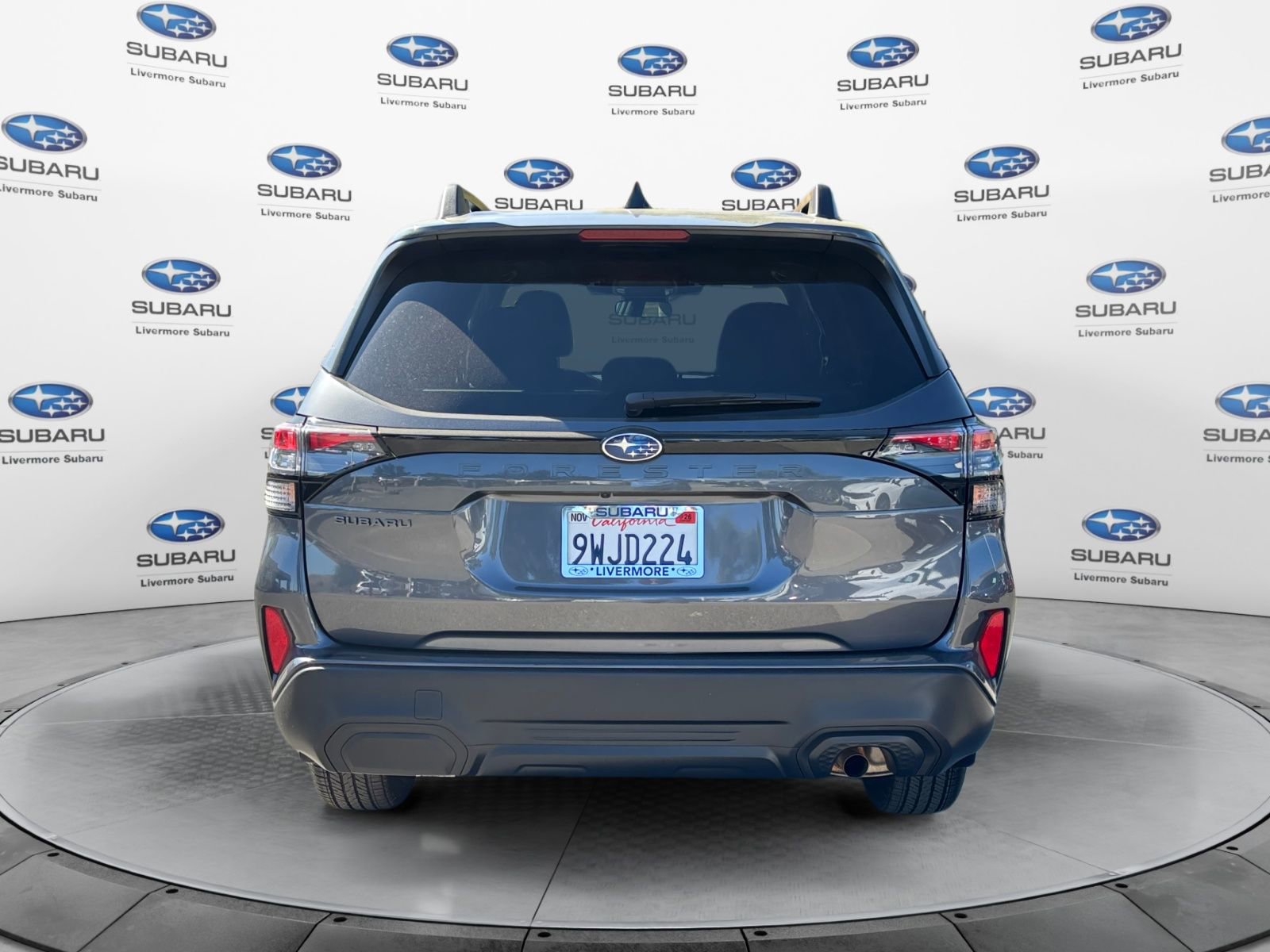Used 2026 Subaru Forester Premium AWD/4WD image 4