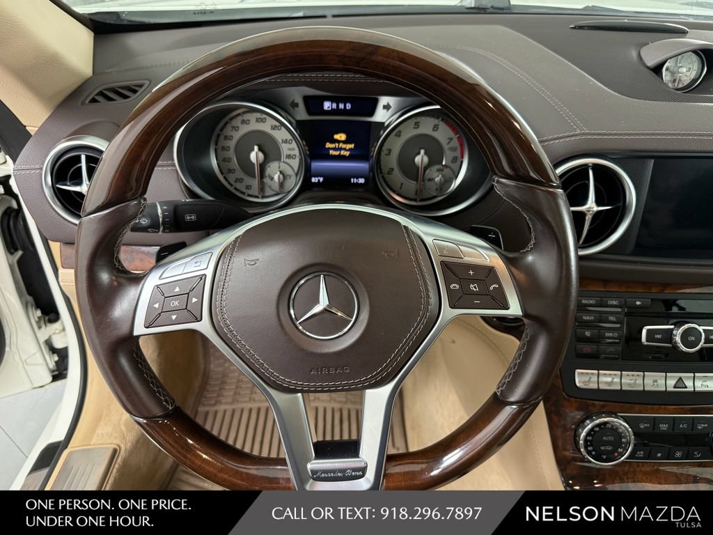 Used 2014 Mercedes-Benz SL 550 image 24