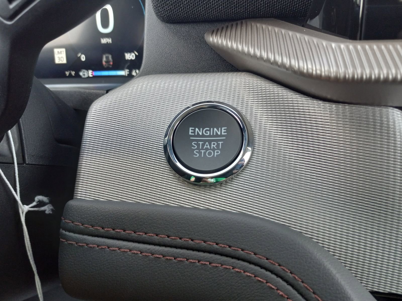 New 2025 Ford Explorer Active image 24