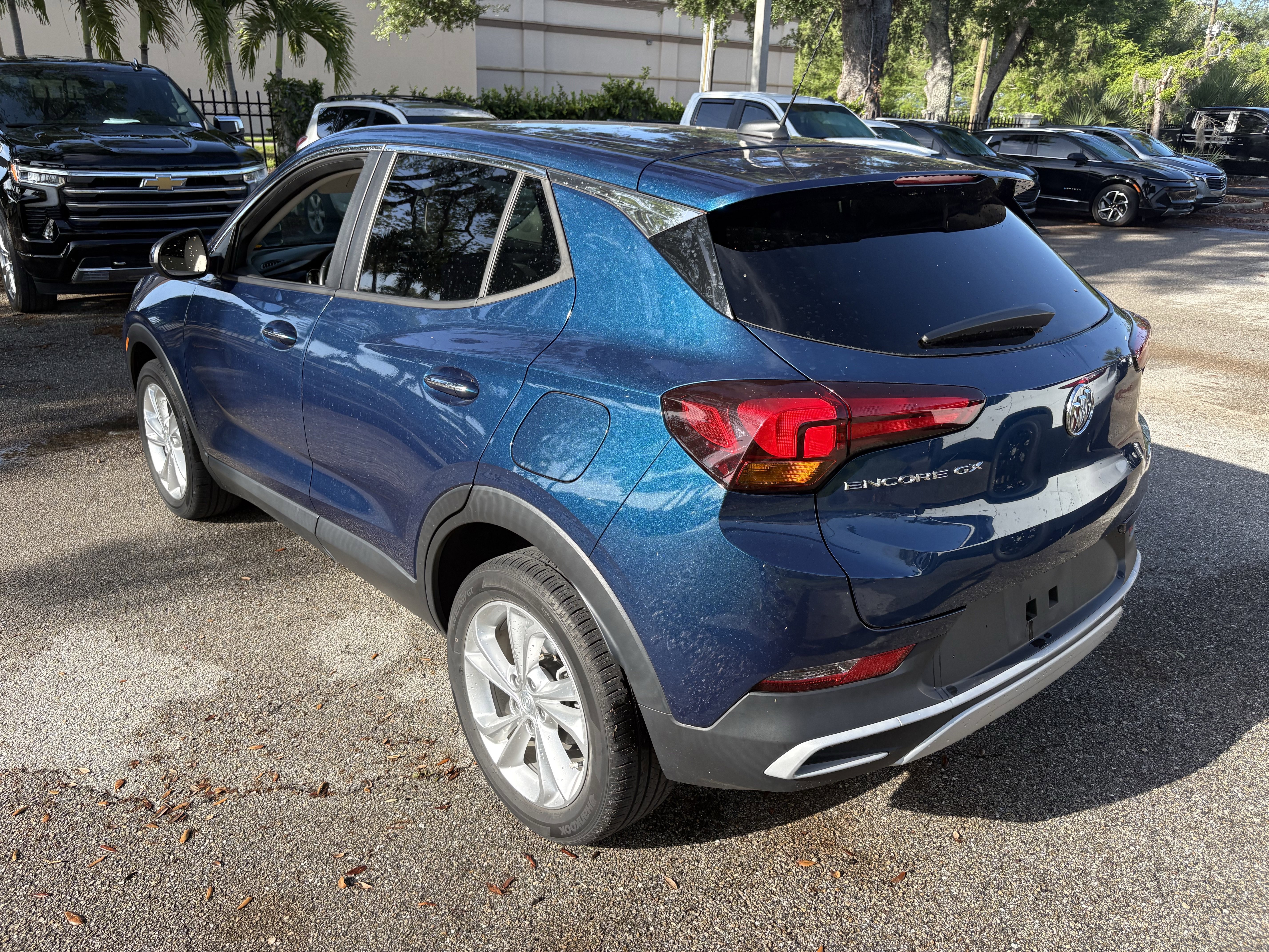 Used 2021 Buick Encore GX Preferred image 5