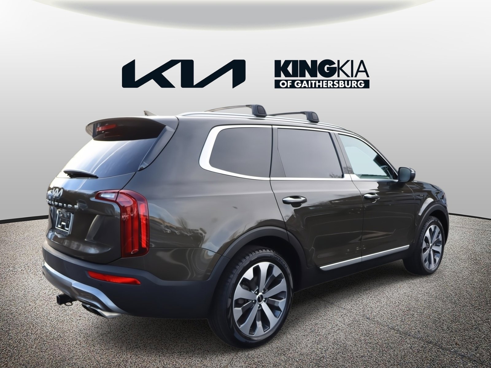 Certified 2022 Kia Telluride S image 3