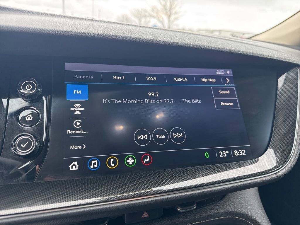 Used 2021 Buick Envision Essence image 20