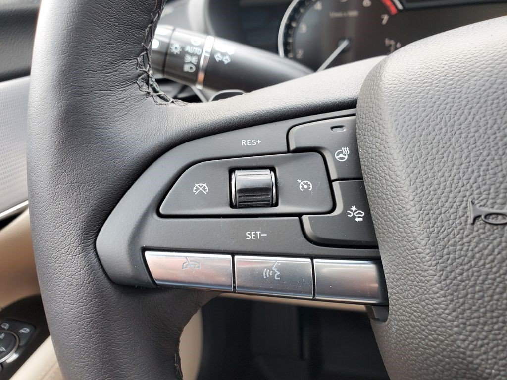 Certified 2025 Cadillac CT4 Premium Luxury AWD/4WD image 27