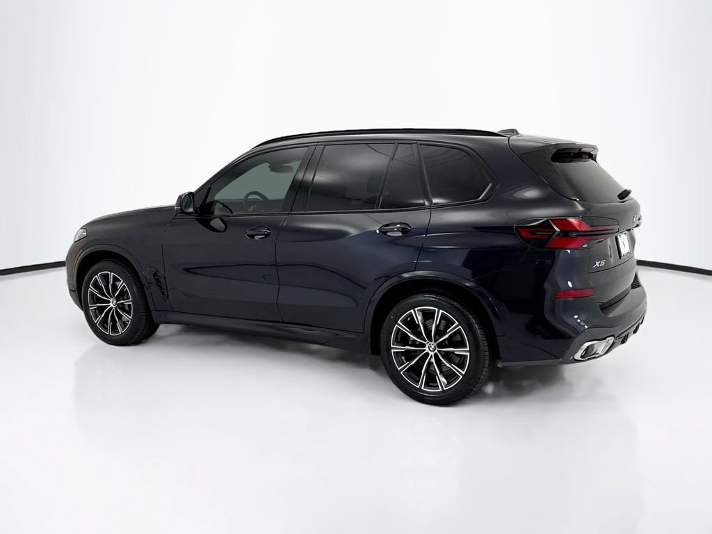 Certified 2024 BMW X5 sDrive40i w/ M Sport Package RWD image 7
