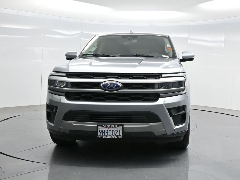 Used 2023 Ford Expedition XLT image 29