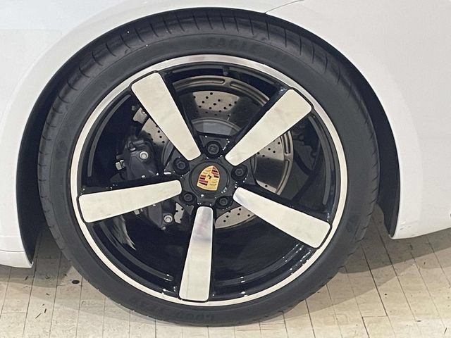 Certified 2023 Porsche 911 Carrera RWD image 12