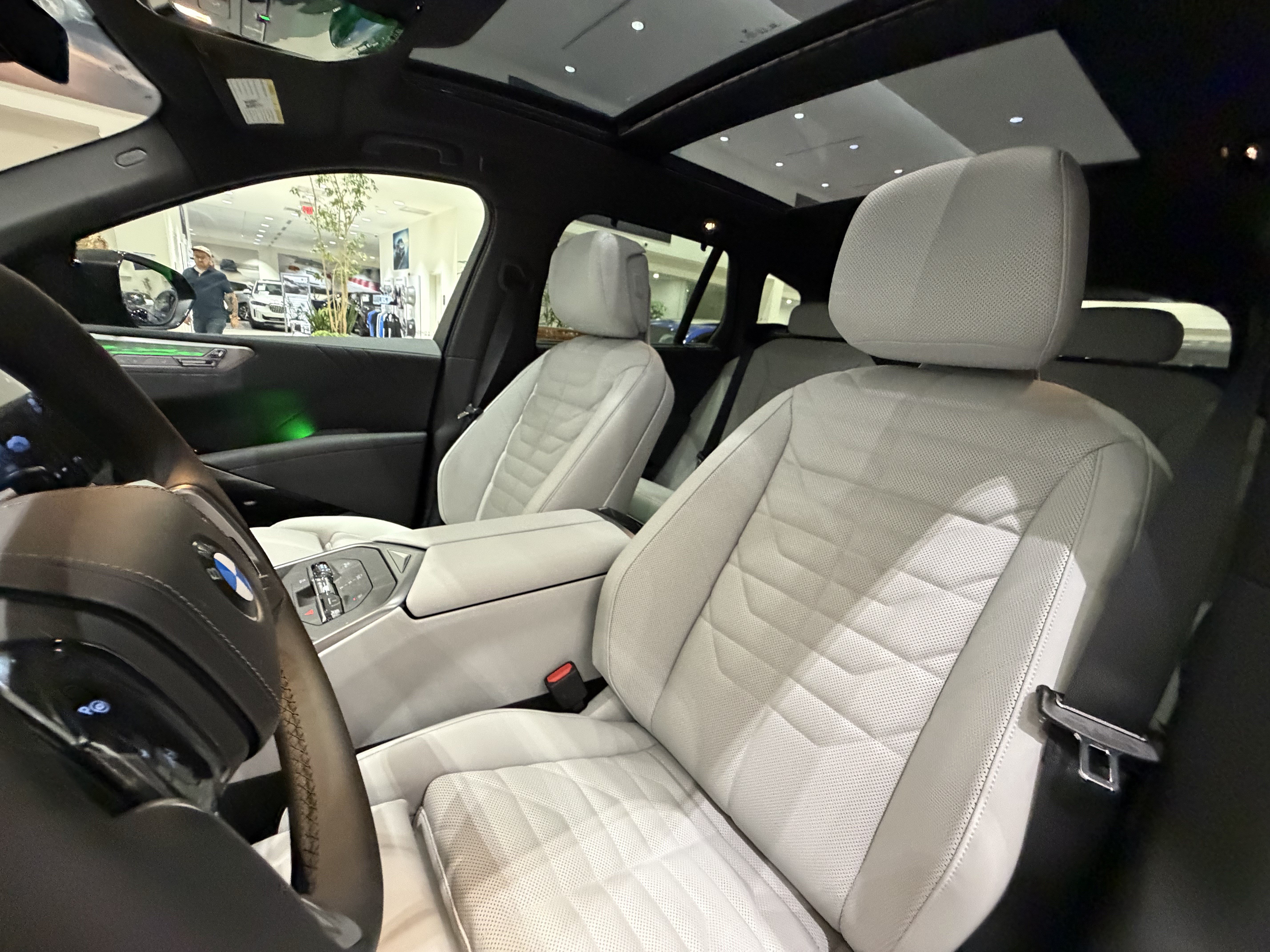 New 2027 BMW X5 xDrive40i w/ M Sport Professional Package AWD/4WD image 8