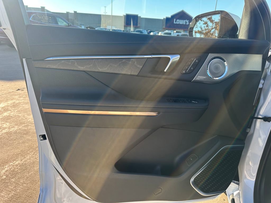 New 2026 Buick Enclave Avenir image 25