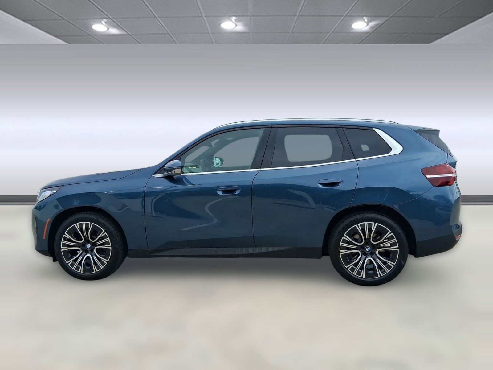 Used 2026 BMW X3 xDrive30i w/ Premium Package AWD/4WD image 2