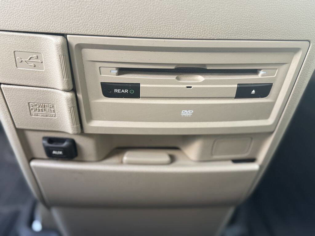 Used 2016 Honda Odyssey SE image 15