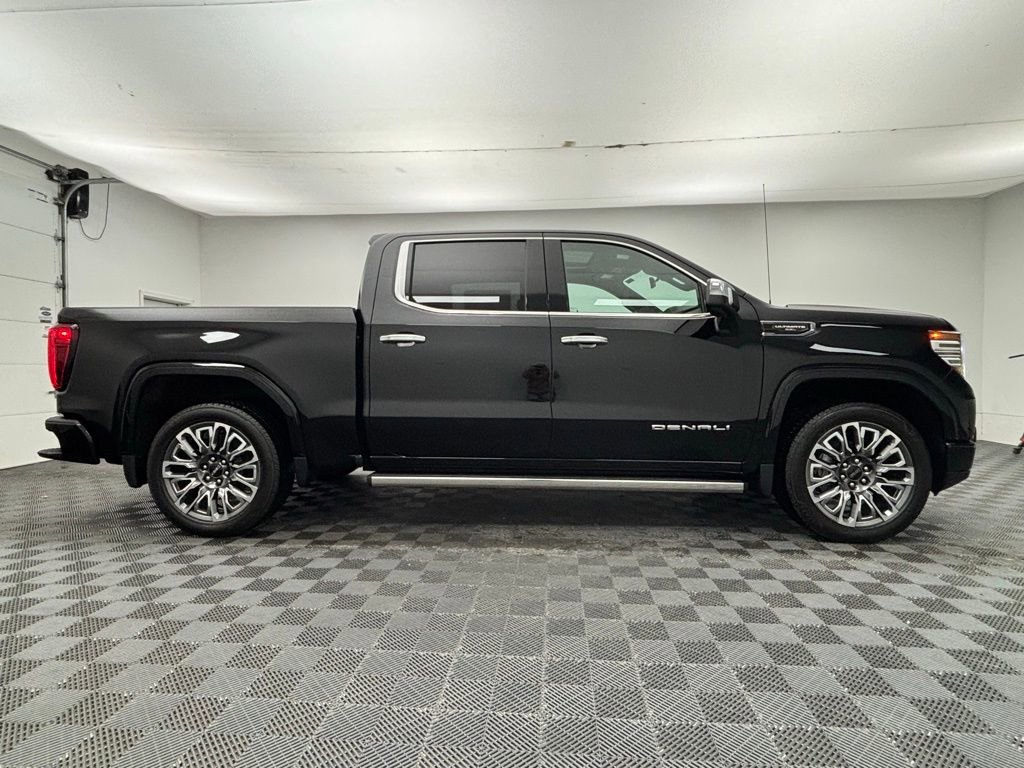 New 2025 GMC Sierra 1500 Denali Ultimate image 9