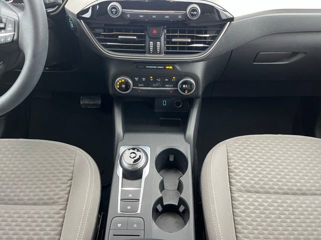 Used 2020 Ford Escape SE image 24