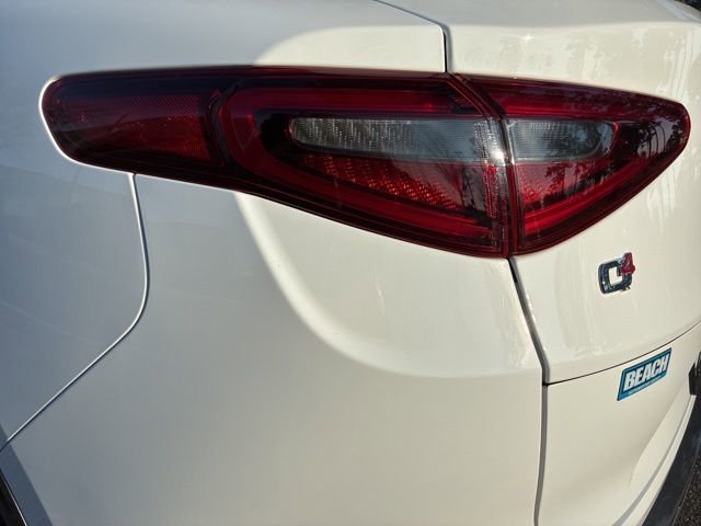 Used 2022 Alfa Romeo Stelvio Ti image 15