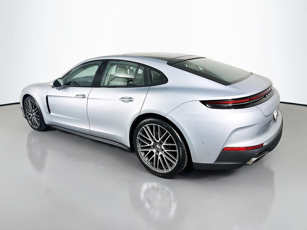 New 2026 Porsche Panamera RWD image 3