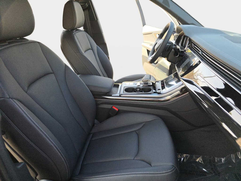 Certified 2026 Audi Q7 3.0T Premium Plus AWD/4WD image 10