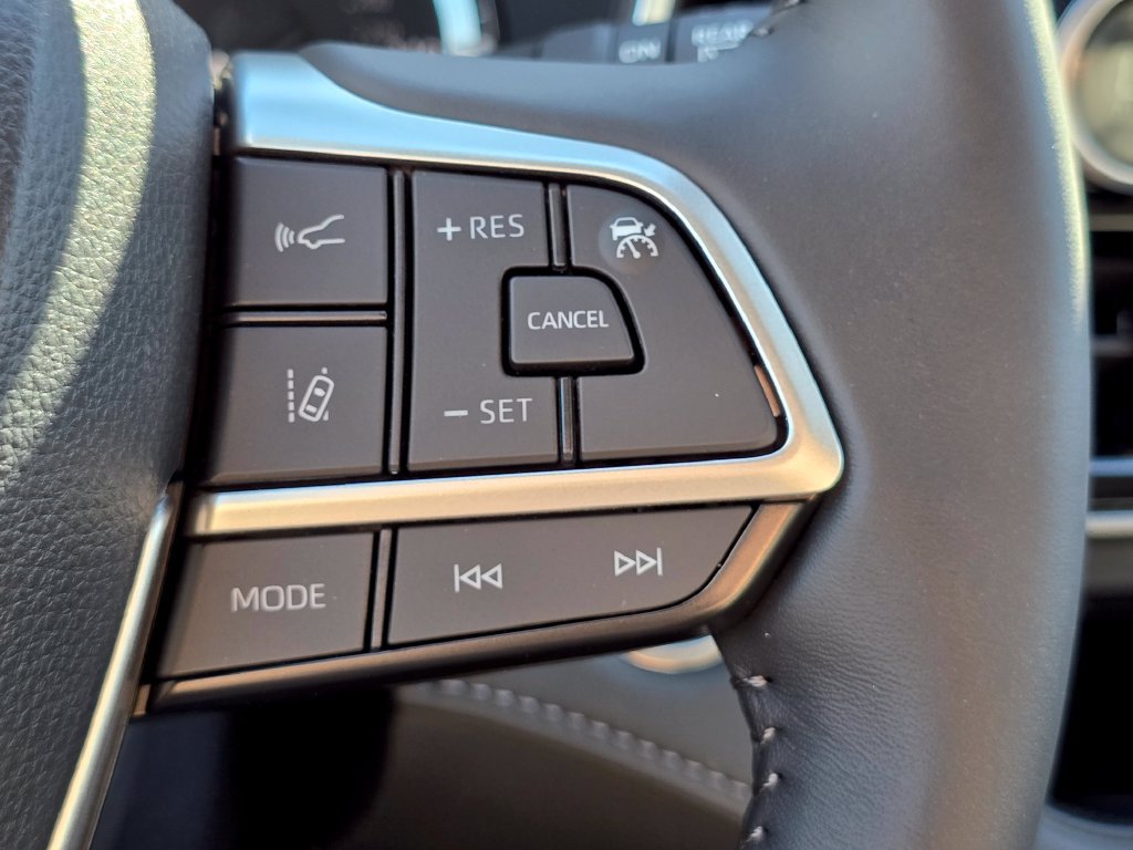 New 2026 Toyota Highlander XLE AWD/4WD image 33