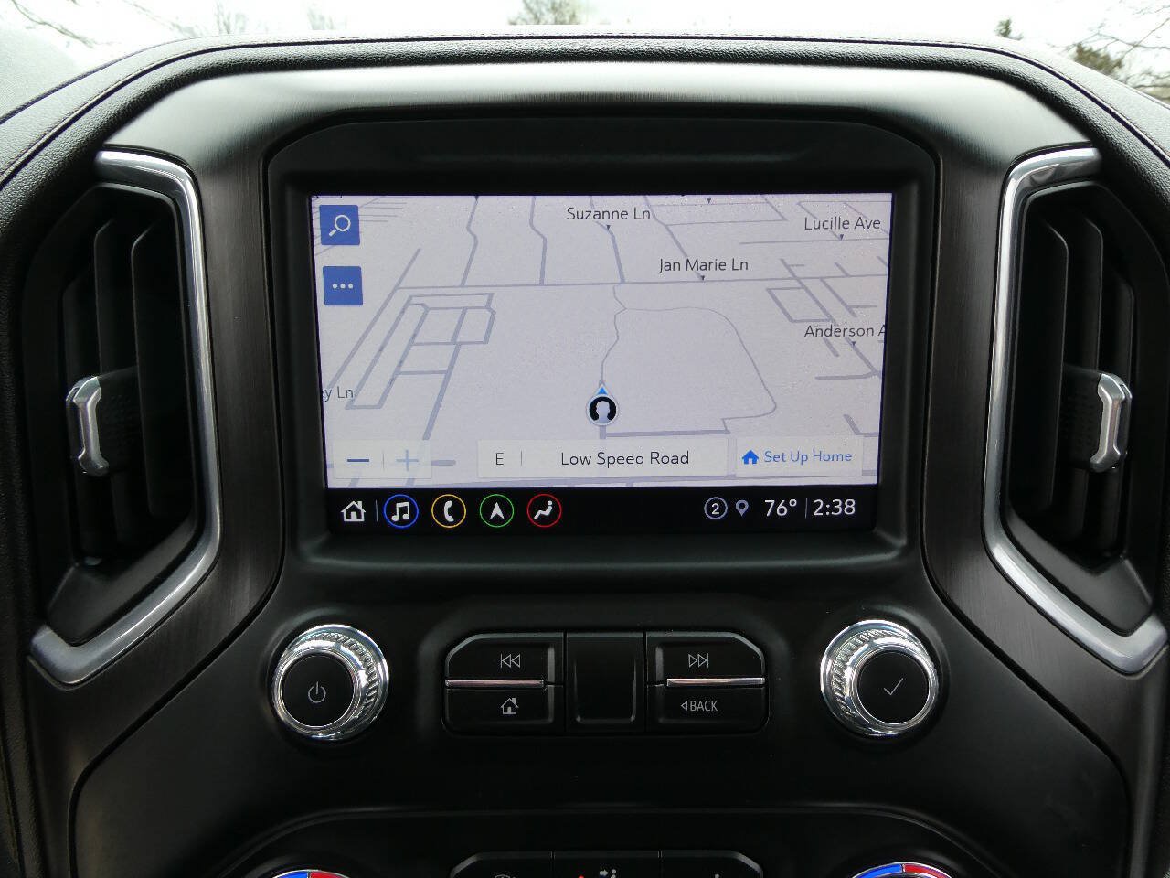 Used 2021 GMC Sierra 1500 AT4 w/ Technology Package AWD/4WD image 17