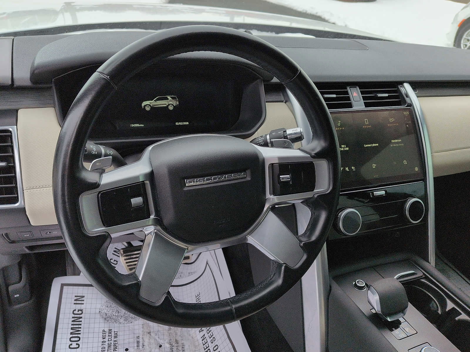 Used 2022 Land Rover Discovery S R-Dynamic image 11