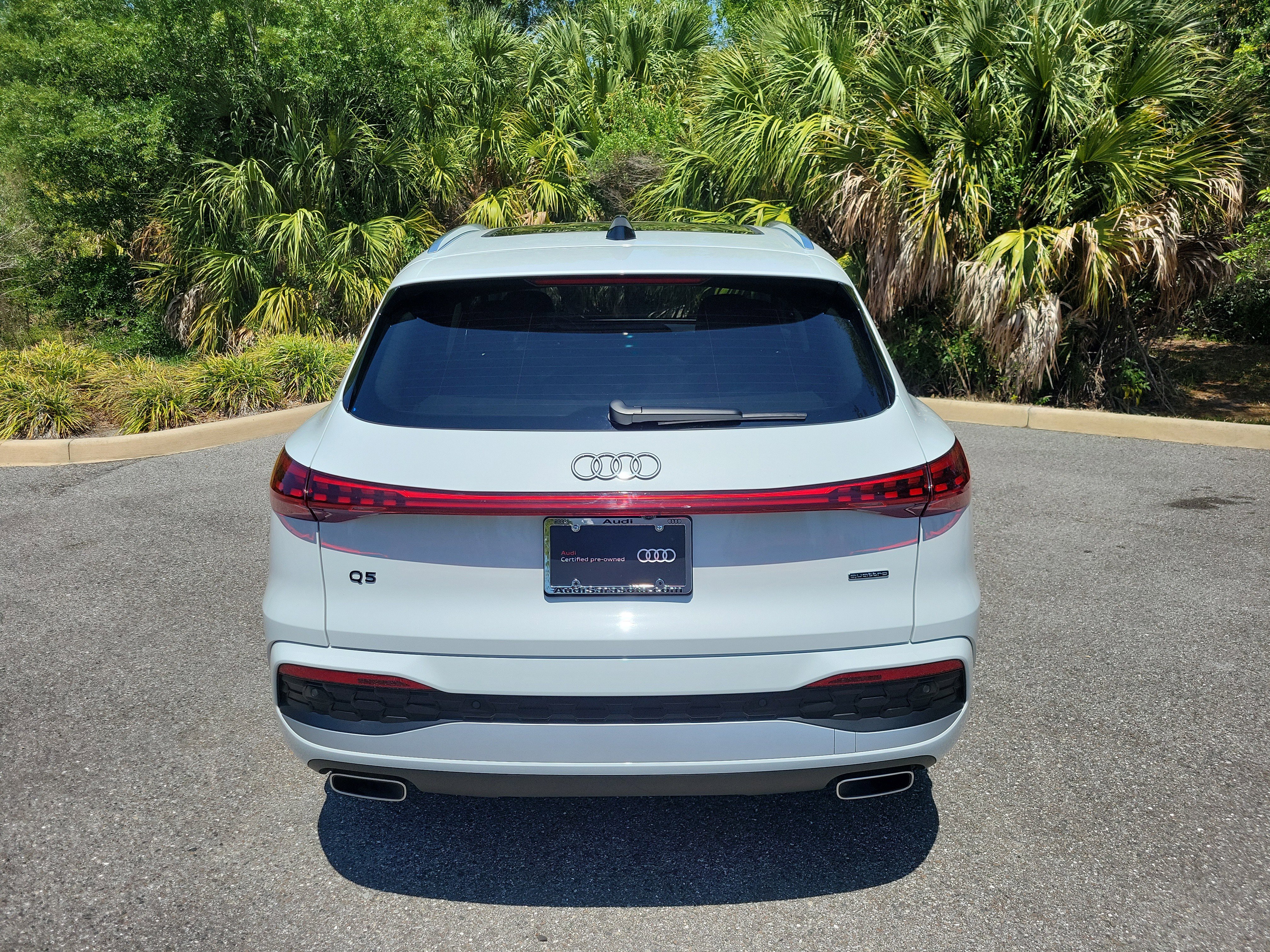 Certified 2025 Audi Q5 Premium w/ Convenience Package AWD/4WD image 5